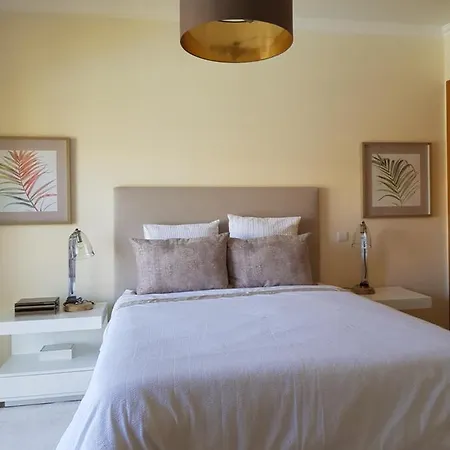 Marina De Albufeira, * Albufeira